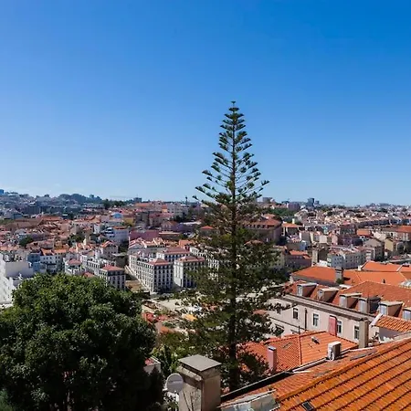 With Stunning Views In Alfama * Lisboa